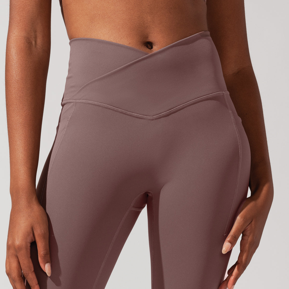 Crisscross Hourglass® Leggings